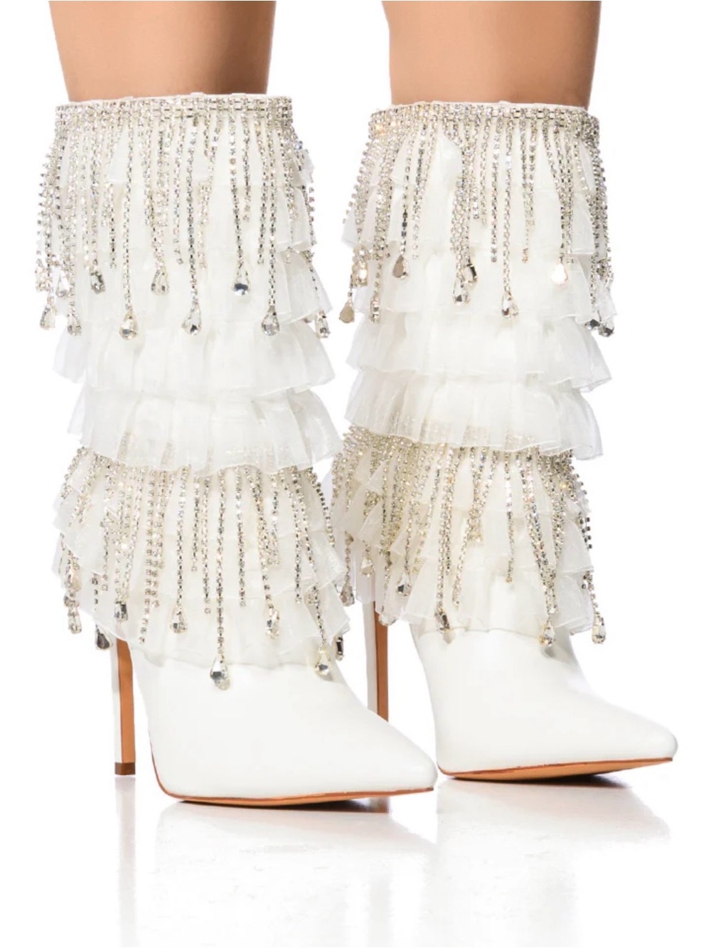 White ruffle ankle boots with diamante embellishments
Size 11